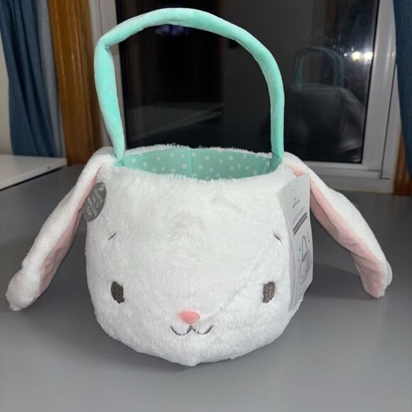 Hallmark Easter Bunny Plush Basket With Sound & Motion New - Picture 3 of 13